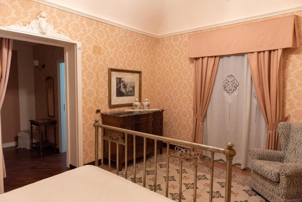 Palazzo Bella Bed & Breakfast Campobello di Licata Exterior photo